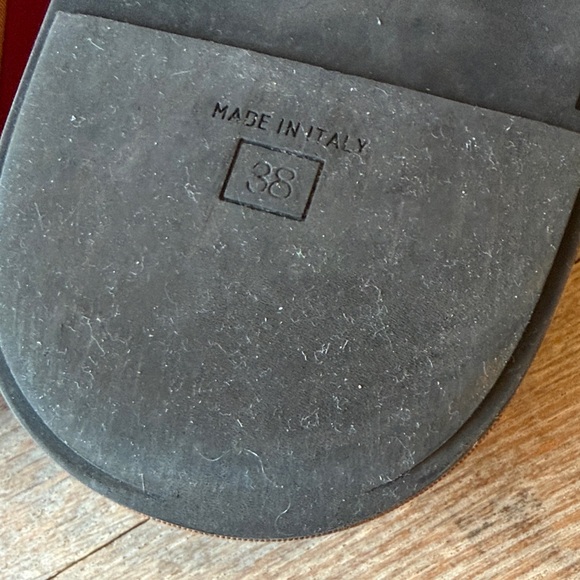 Fendi Women's Burgundy Floral Slide Sandals - Picture 7 of 8